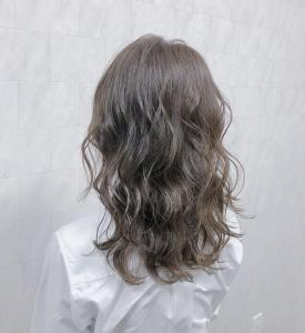 コテ巻き　ベージュ - Lusso chiaro　西池袋店掲載