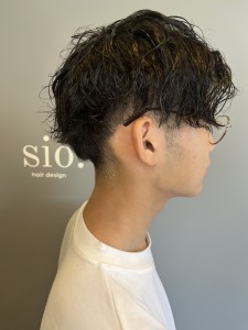 センターパートスパイラルパーマ　西新 - Sio. hair掲載