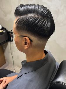 フェードカット　サイドパート　バーバースタイル - 完全個室 THIS IS BARBER 3rd掲載
