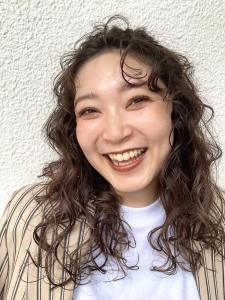 くせ毛カーリーヘア - FACE。石川町掲載