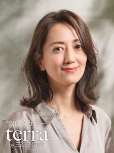 脱白髪染めハイライト - ペッツプロフェッショナル掲載