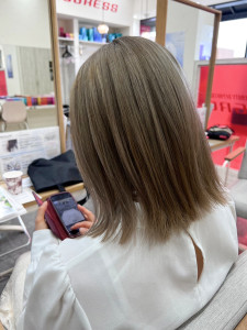 白髪ぼかしハイライト