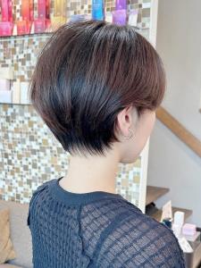 前髪マチルダボブ卵型インナーグレージュピンクベージュショート - Neolive aim 横浜店掲載