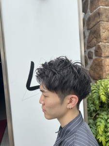 アッシュグレイツーブロックソフトモヒカン - Levi 神楽坂掲載