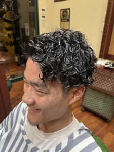 スパイラルパーマ - メンズ専門理容室 BroTokyo BARBERSHOP 銀座店掲載