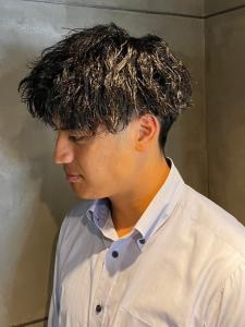ツイストパーマ　束感ショート　ツーブロック【札幌】 - THIS IS BARBER掲載
