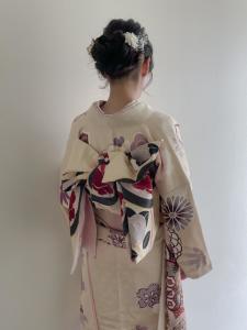 着物に合うヘアアレンジ - EMU international 春日部本店掲載
