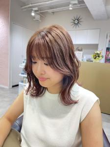 ピンクブラウンレイヤーカットボブぱつっとボブハイライト - FACE。石川町掲載