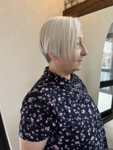 前下がりハンサムshort