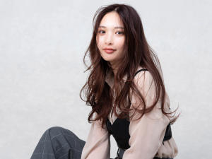 艶髪 トリートメント 透明感 ダークトーン ロングヘアー  - BROCANTE LUXBEブロカントラックスビー立川北口店掲載