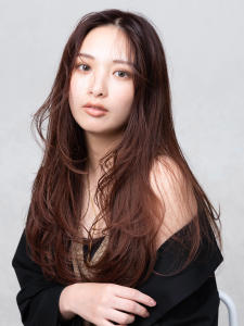 透明感カラー ロング 抜け感 ニュアンス イルミナカラー   - BROCANTE LUXBEブロカントラックスビー立川北口店掲載