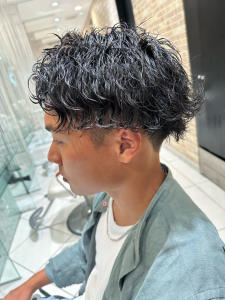 メンズカット＋波巻きパーマ - HAIR & MAKE EARTH 新越谷店掲載