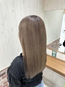 ミルクティーグレージュ/ブリーチカラー - soin de brace 立花店掲載