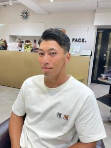 ホワイトグレージュコンマヘアくすみブルーダークアッシュ - FACE。石川町掲載