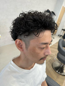 メンズカット＋ウェーブパーマ - HAIR & MAKE EARTH 新越谷店掲載