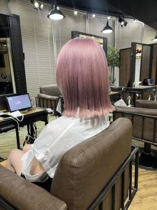 前髪　マルチボブ　ピンクベージュ　インナーグレージュ　ウルフ - ARCANA 明治神宮前 表参道 原宿掲載
