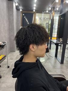 メンズマッシュウルフベースのツイストスパイラルパーマ！ - RISE 新小岩店掲載
