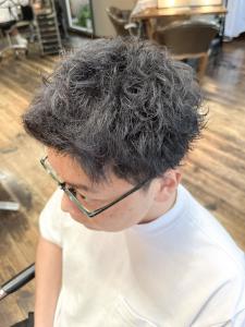 【シルバーグレー スパイキーショート】 - hair＆make egerie掲載