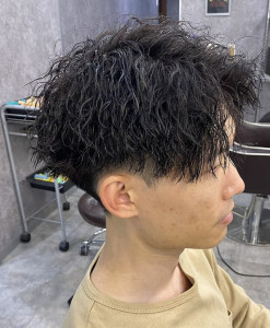 束感ショート【ツイストスパイラルパーマ】 - RISE 新小岩店掲載