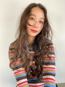 curly hair/ゆるミディ/スパイラルパーマ/三軒茶屋 - CEINE掲載