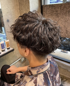 直毛でも諦めないでください！外国人風波巻きスパイラル！！ - RISE 綾瀬店掲載