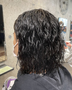 セットが簡単かつカッコいい立体感ゆるめツイストスパイラル - Men's salon RISE TOKYO 渋谷店掲載