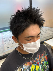 メンズカット＋ツイストパーマ - HAIR & MAKE EARTH 新越谷店掲載