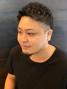 ツーブロック　アップバング　メンズショート　30代40代 - 完全個室 THIS IS BARBER 3rd掲載