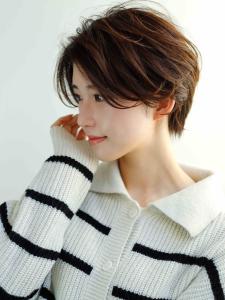 かき上げバング　オレンジブラウン　くびれショート - HAIR&HEADSPA SQUARE＊UNO HAKATA掲載