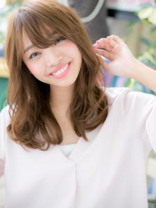 アシンメトリーなエアリーロングで美人顔　シルキーベージュ - COVER HAIR & SPA bliss【カバーヘア アンド スパ ブリス】浦和/浦和西口店掲載