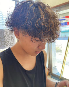 ツイストスパイラルパーマ - ブルーモスクTOKYO掲載