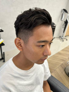 メンズカット＋ウェーブパーマ（バーバースタイル） - HAIR & MAKE EARTH 新越谷店掲載