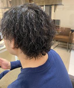 縦落ちツイストパーマ - id.byKENJE掲載