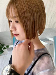 10代20代大人かわいい小顔ボブ×ミルクティーベージュカラー - HAIR MAKE age 天神西通り店掲載