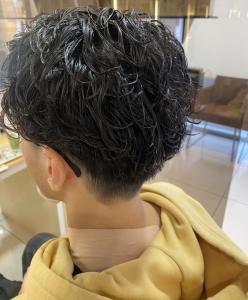 波巻きパーマ - id.byKENJE掲載