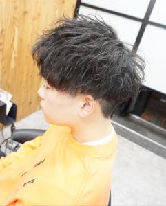 メンズ波打ち・ツイストスパイラルパーマスタイル - hair teria ryu 大塚掲載