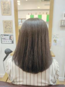 ツヤも色持ちも白髪も諦めない - hair studio Romeo掲載