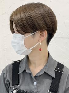 刈り上げセンターパート女子ツーブロックメンズカット表参道原宿 - prize 表参道/原宿店【プライズ】掲載