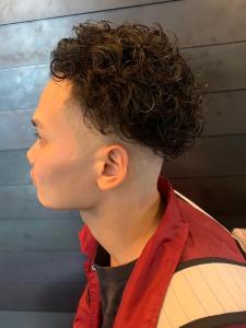 黒髪　フェードカット　爽やか　ツイストスパイラルパーマ - THIS IS BARBER 2nd掲載