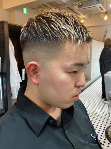 10代20代　フェードカット　ブリーチカラー　爽やか　短髪 - 完全個室 THIS IS BARBER 3rd掲載