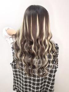 #ホワイトハイライト - Bulansis Hair掲載