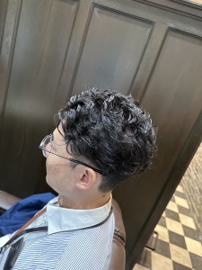 カーリーパーマ/大人カジュアル/ビジネススタイル - Million Bucks Barbershop 御徒町店掲載
