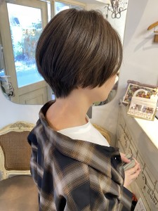 ハンサムショートくびれと丸みのあるヘアスタイルイメチェン髪型 - CHAINON掲載