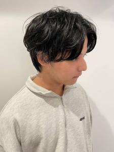 センターパート　艶感　黒髪　メンズショート　爽やか　無造作 - CAPA  central 天神・大名店掲載