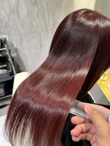 "髪質改善で叶える" チェリーレッド×艶髪『銀座/個室』 - answer BEAUTY SALON掲載