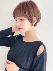ショートボブ髪型30代40代50代前髪あり前髪なし面長畠田 - &STORIES掲載