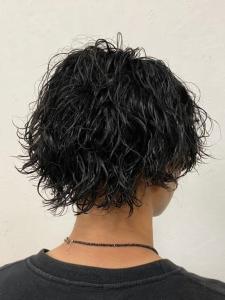 束感黒髪ツイストスパイラルパーマ×トレンドセンターパート - MENS SALON RUGGED 大野城店掲載
