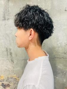 束感　ツイストスパイラルパーマ　黒髪　爽やか　ツーブロック - MEN'S SALON alfRed 瑞穂店掲載