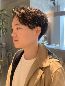 アップバング　束感　艶感　黒髪　ツイストスパイラルパーマ - Men's Salon bloc掲載