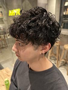 ツイストスパイラルパーマ　マッシュショート　束感　黒髪 - Men's Salon bloc掲載